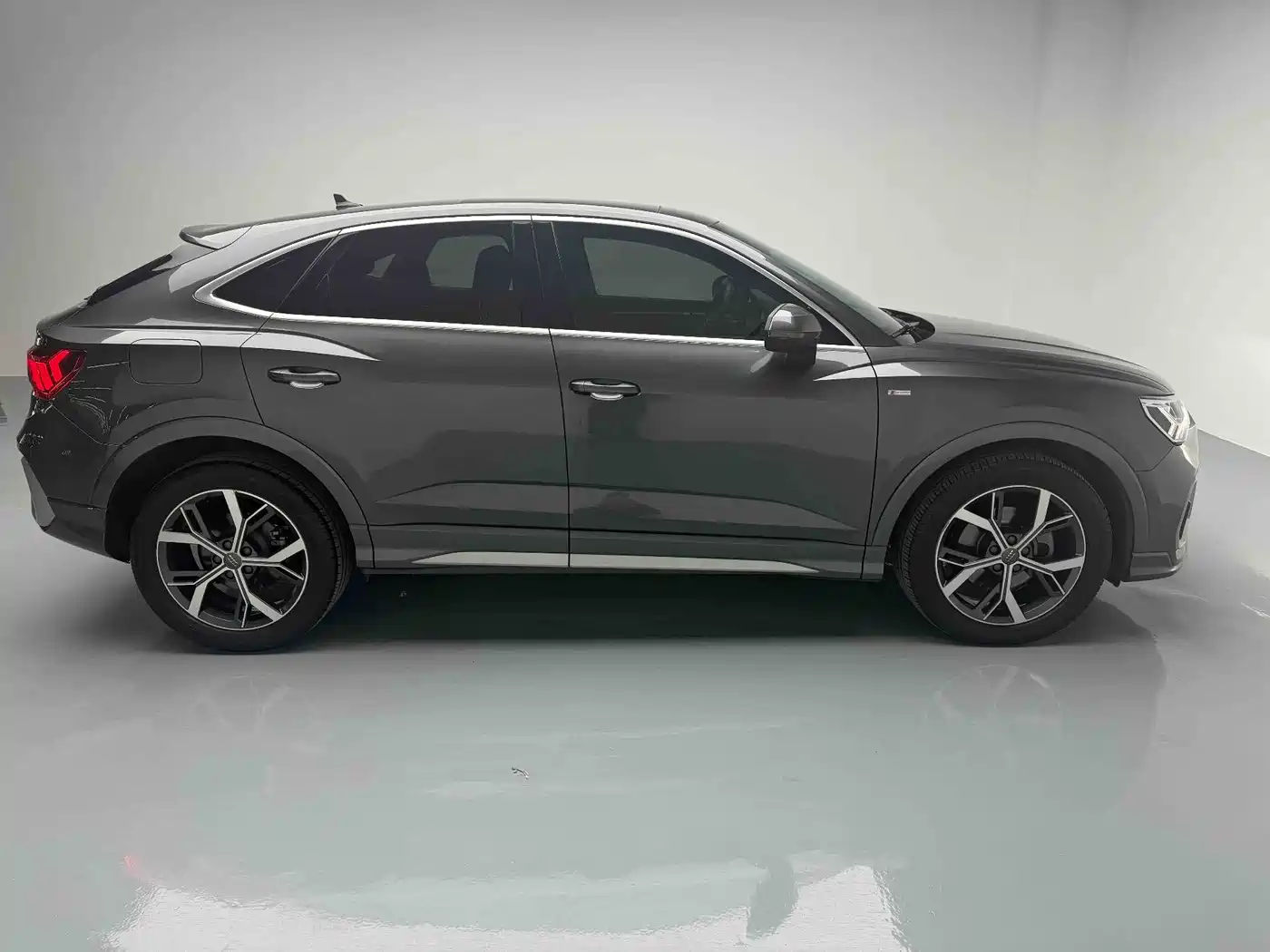 Audi Q3 Sportback 2020 40 TFSI Fashion фото 8