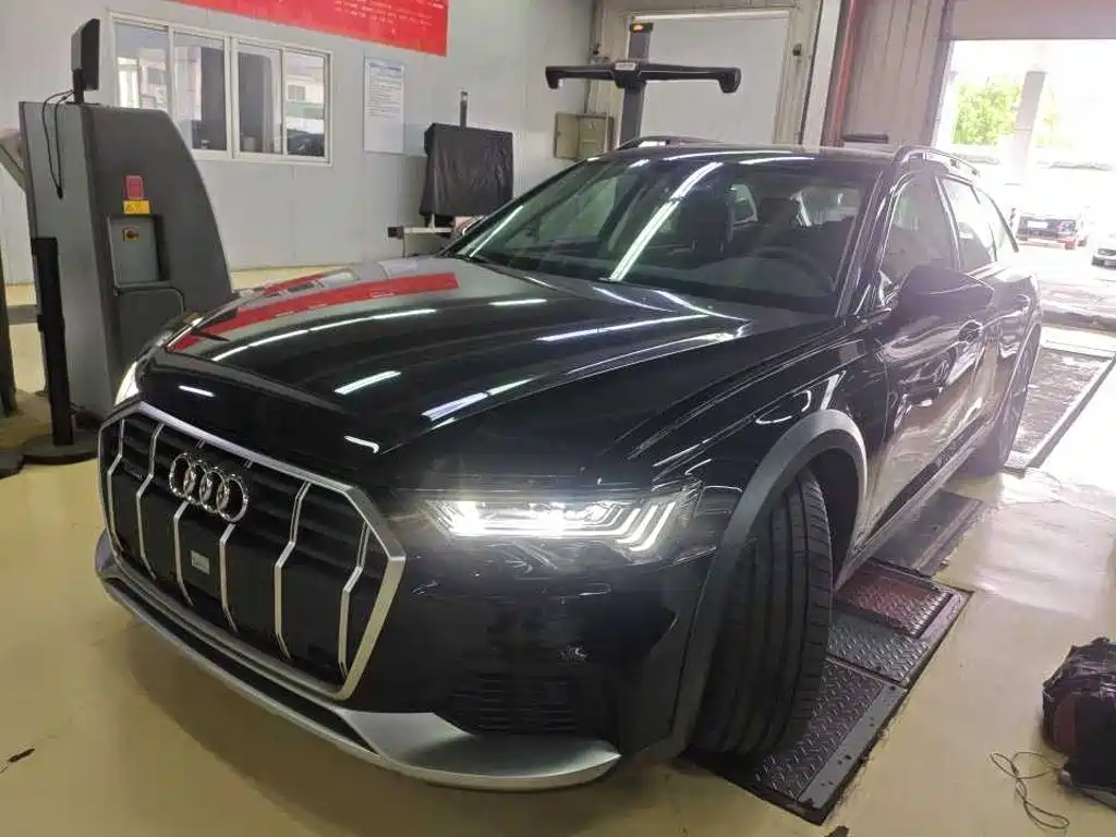 Audi A6 (Import) 2025 2025 allroad quattro Explorer 55 TFSI Premium Off-Road