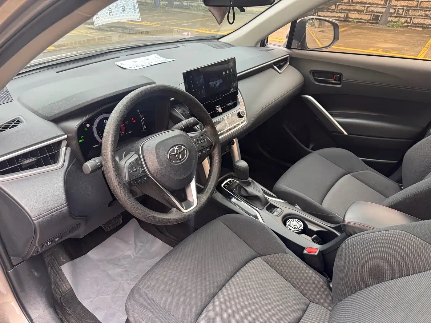 Toyota Frontlander 2023 2.0L Smart Hybrid Dual Engine Leading Edition фото 8
