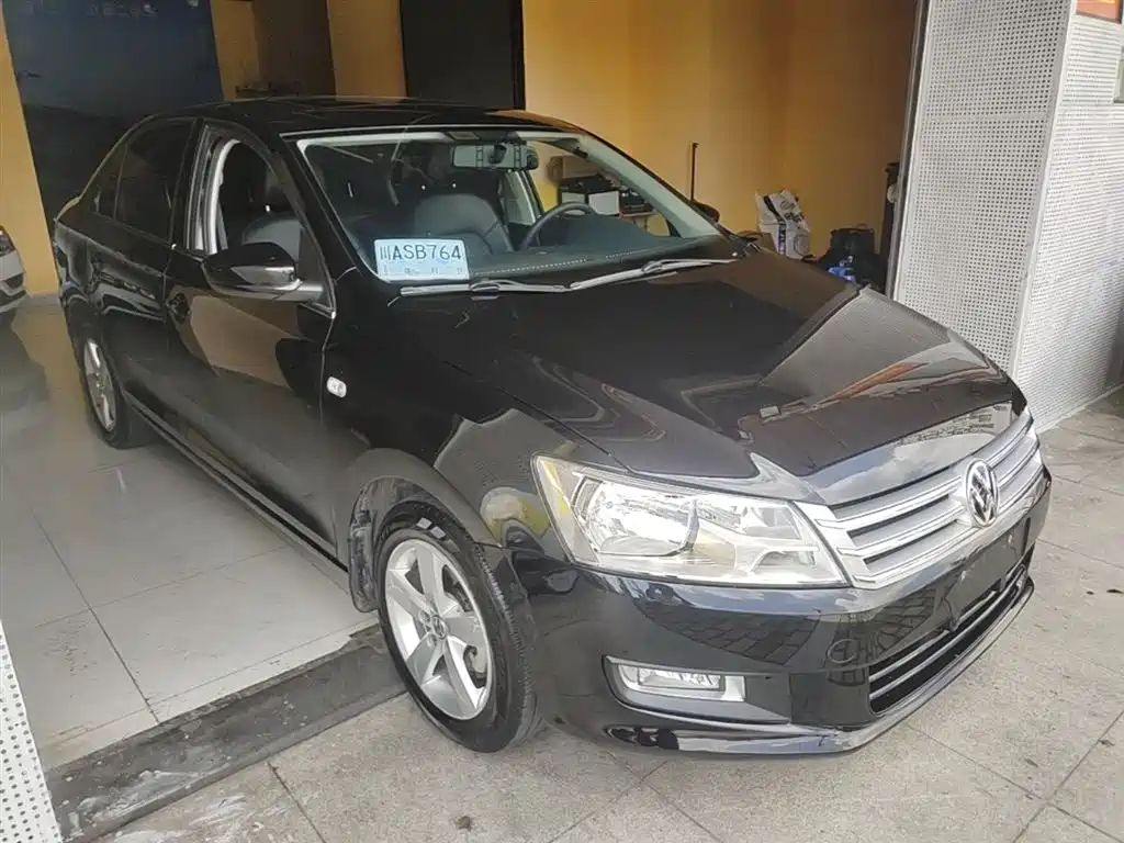 Volkswagen Santana 2013 1.6L Automatic Comfort Edition фото 4