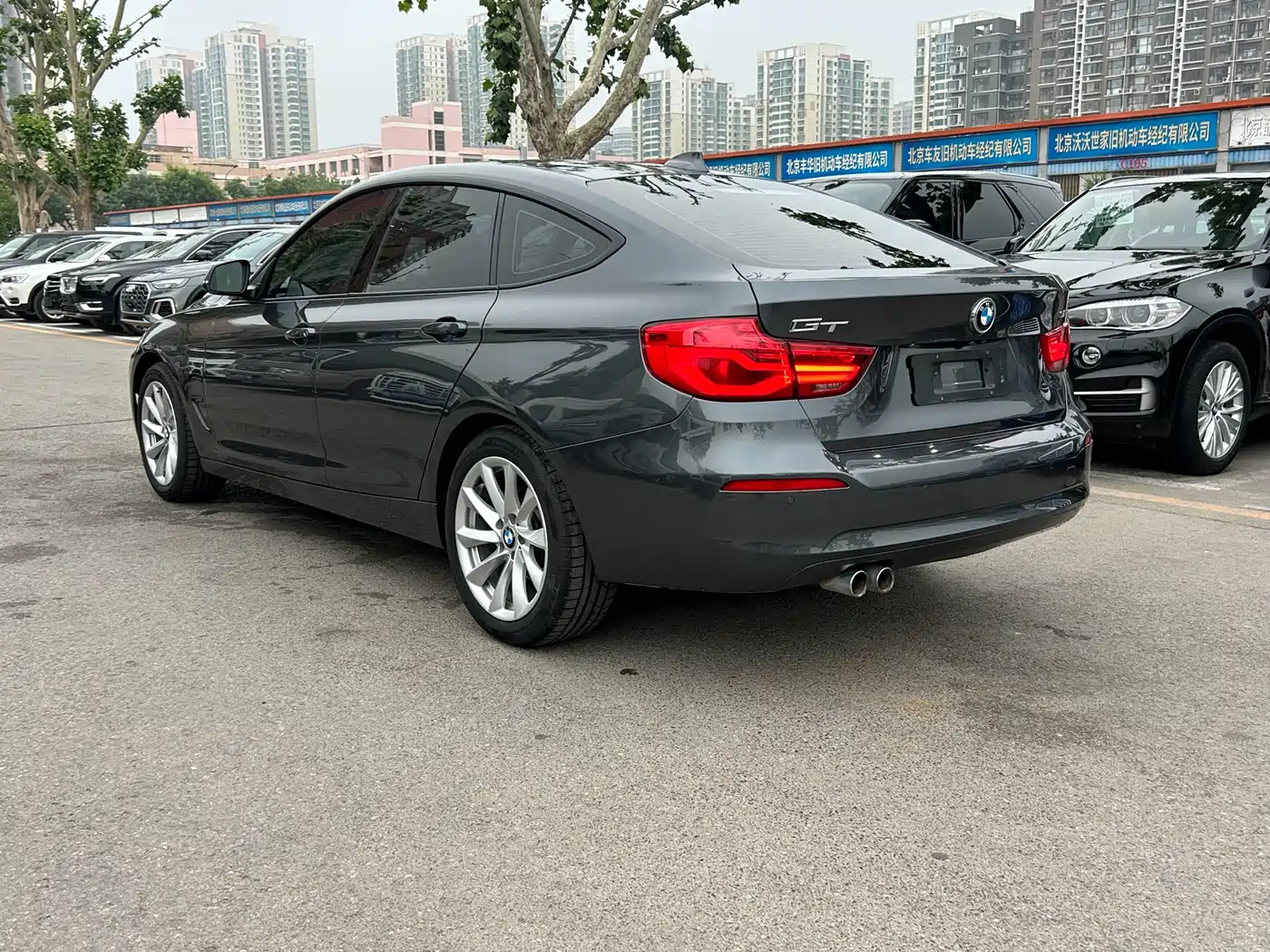 BMW 3 Series GT 2018 320i Fashion фото 6