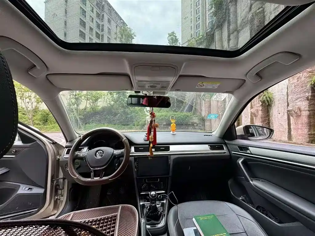 Volkswagen Bora 2018 1.5L Manual Comfort фото 10