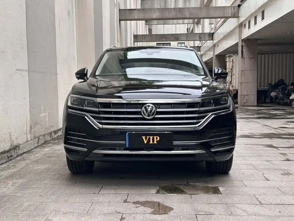 Volkswagen Touareg 2019 2019 2.0TSI Sharp Wing Edition China V