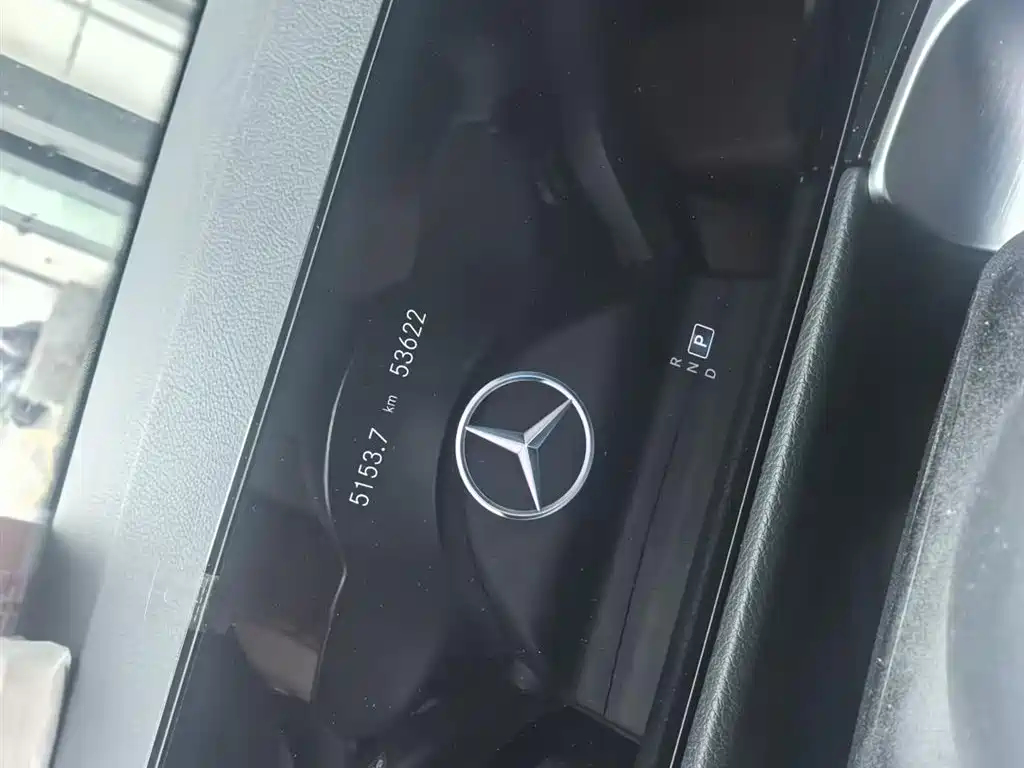 Mercedes-Benz GLB 2023 GLB 220 Dynamic фото 12