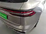 Фото 24 - Geely Monjaro