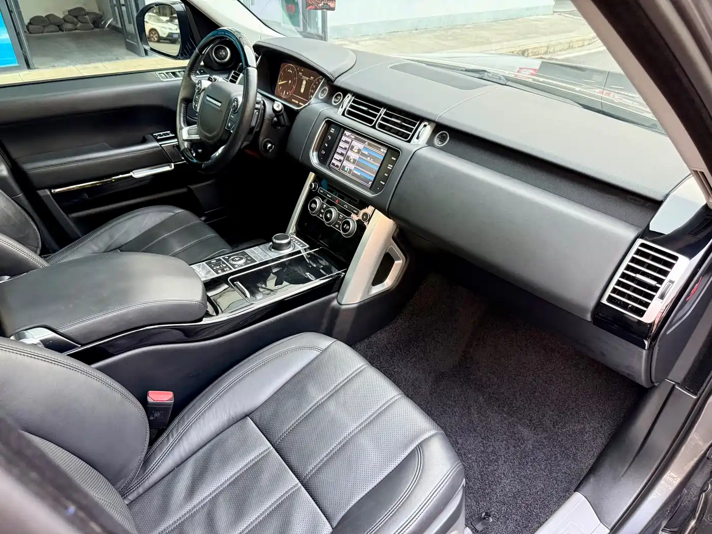 Land Rover Range Rover 2014 3.0 SC V6 Vogue фото 7