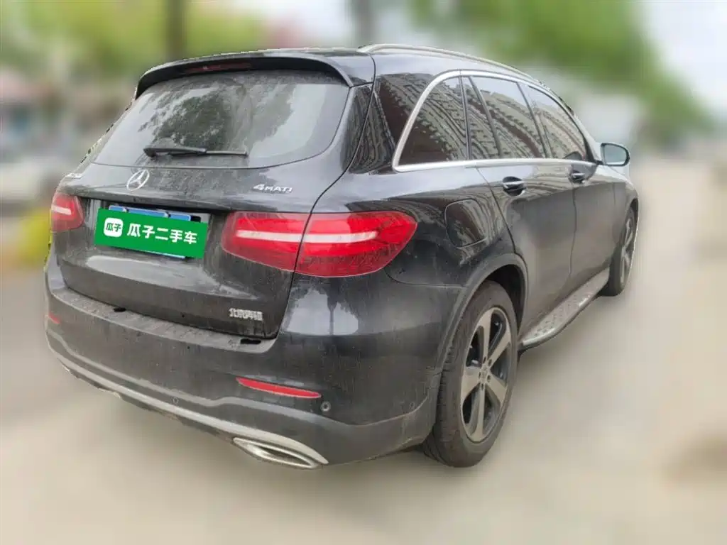 Mercedes-Benz GLC 2018 GLC 260 4MATIC Luxury фото 5