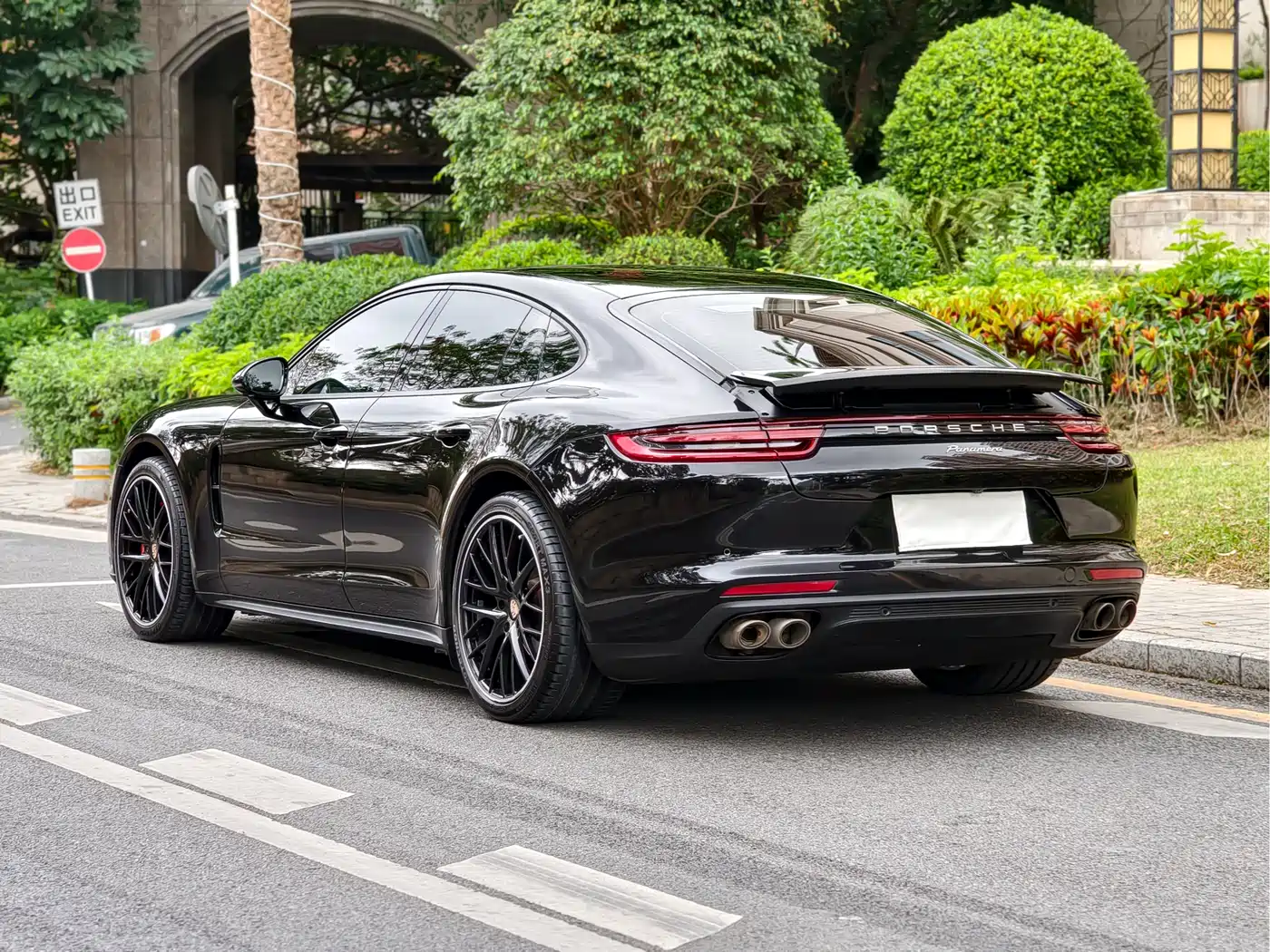 Porsche Panamera 2019 Panamera 2.9T фото 5