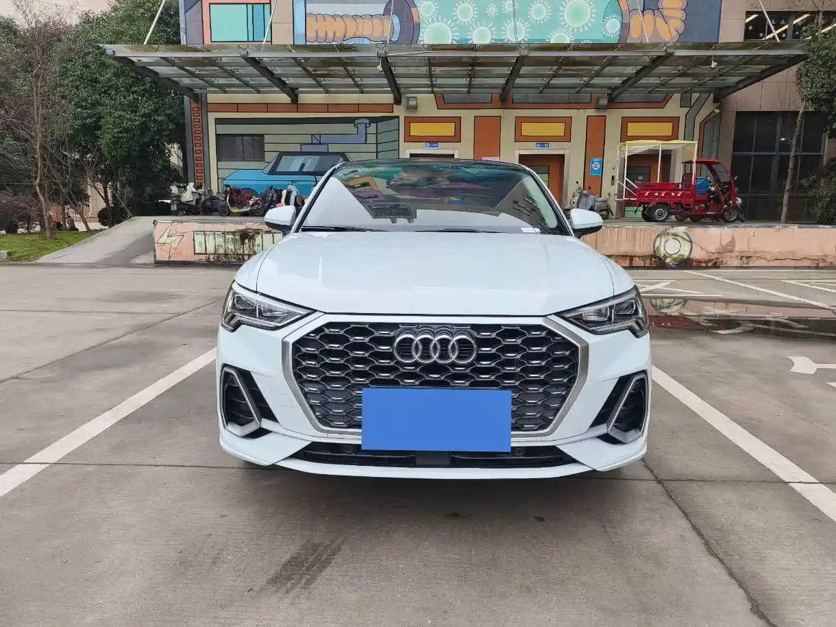 Audi Q3 2020 40 TFSI Fashion Elegance фото 2