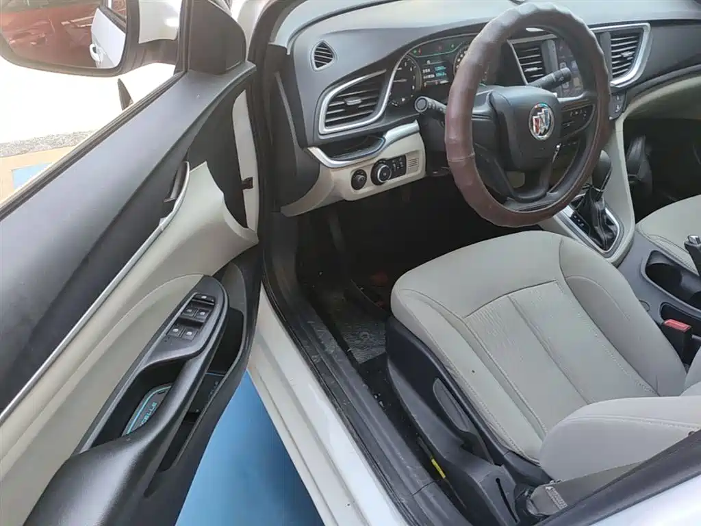 Buick Excelle 2015 18T Dual-Clutch Elite фото 16
