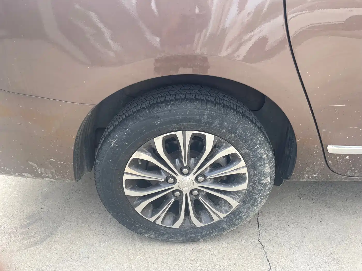 Фото 14 - Buick GL8