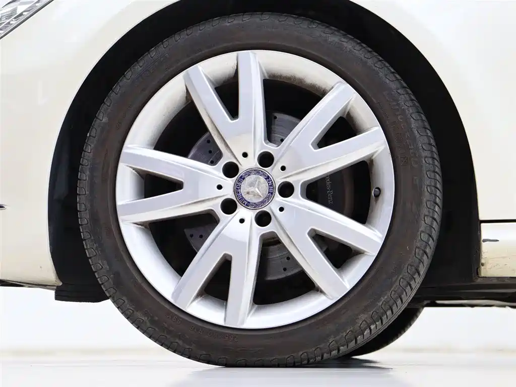 Mercedes-Benz CLS 2012 CLS 300 CGI фото 26