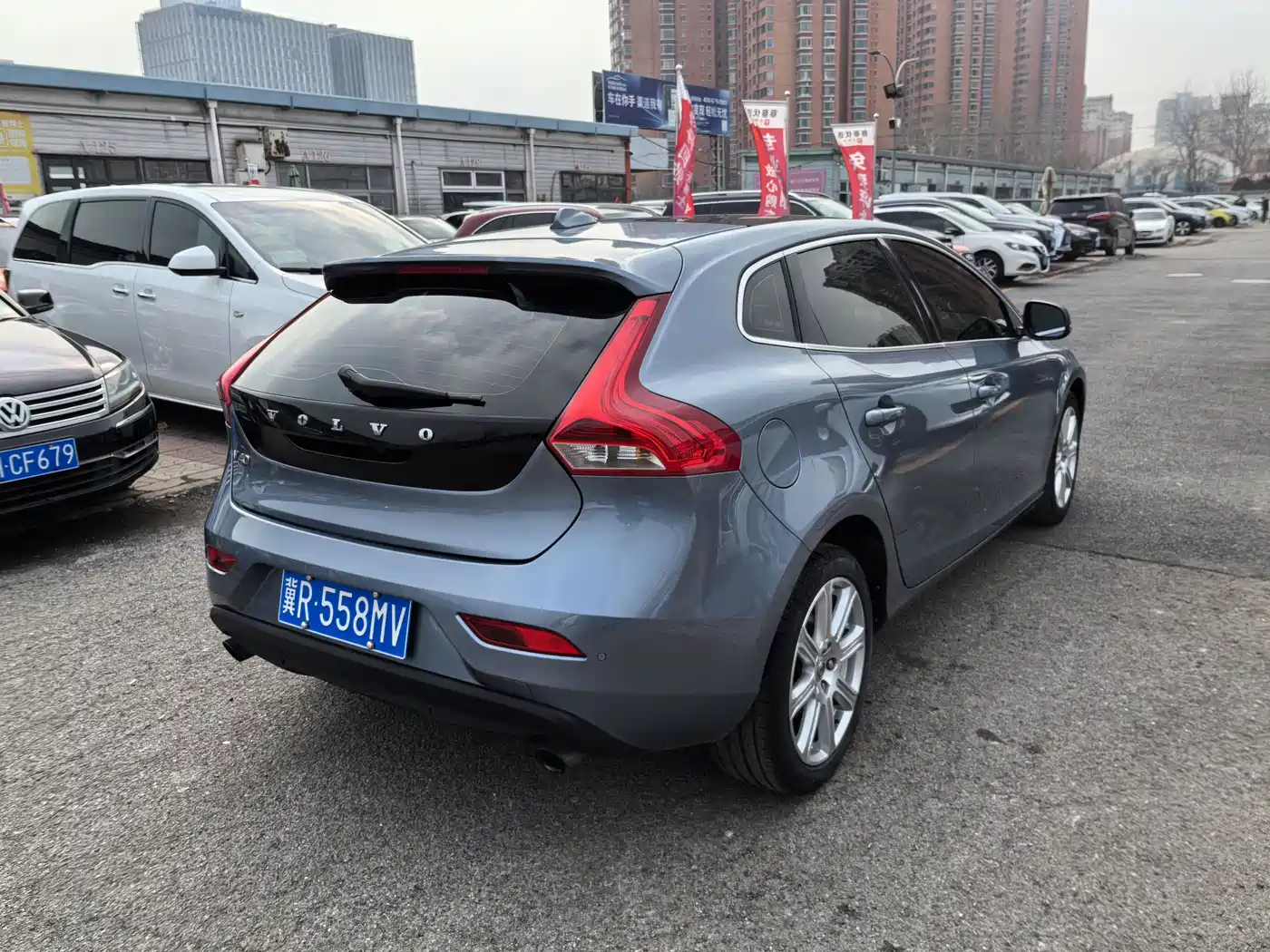Volvo V40 2018 2018 T3 R-Design Edition