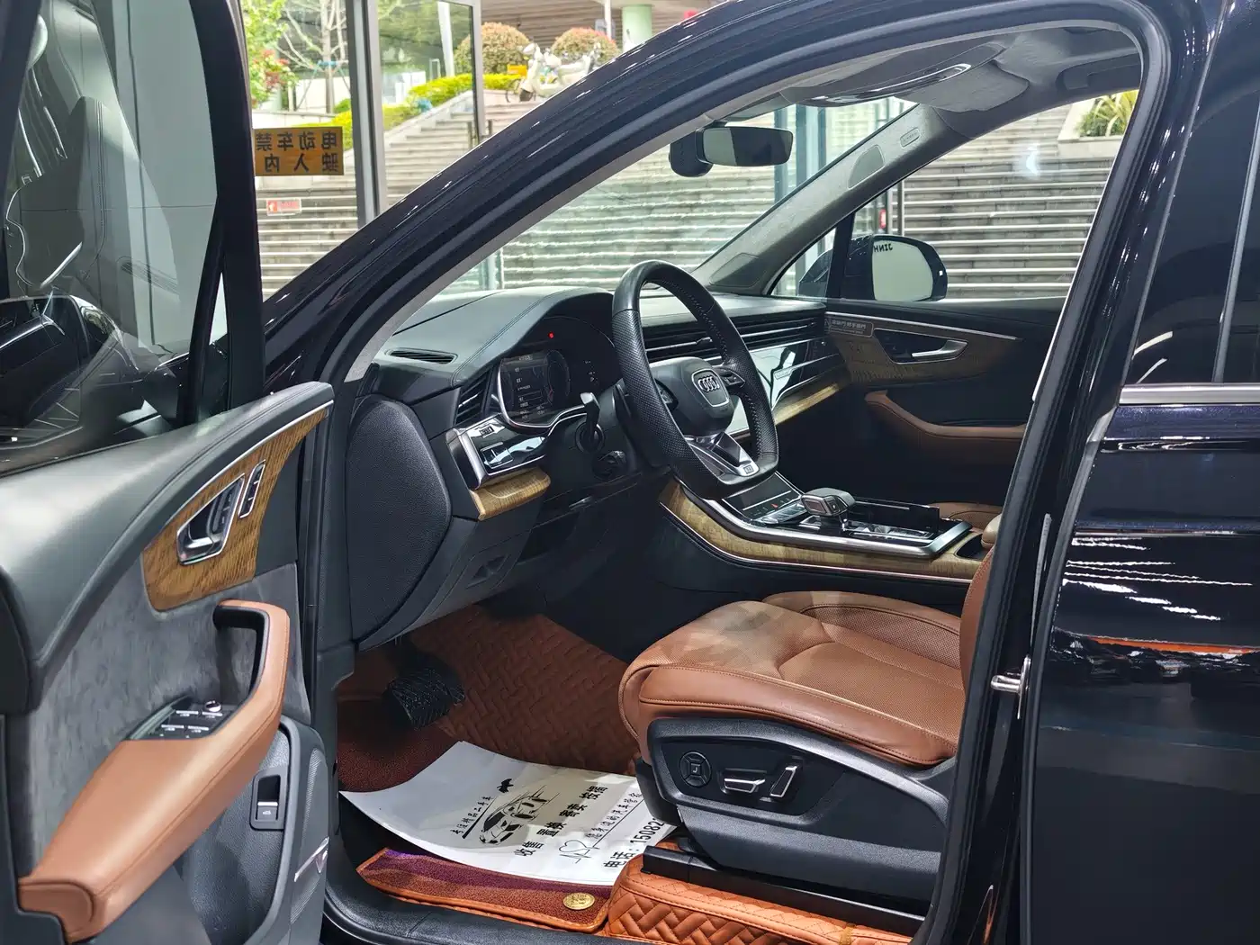 Фото 4 - Audi Q7