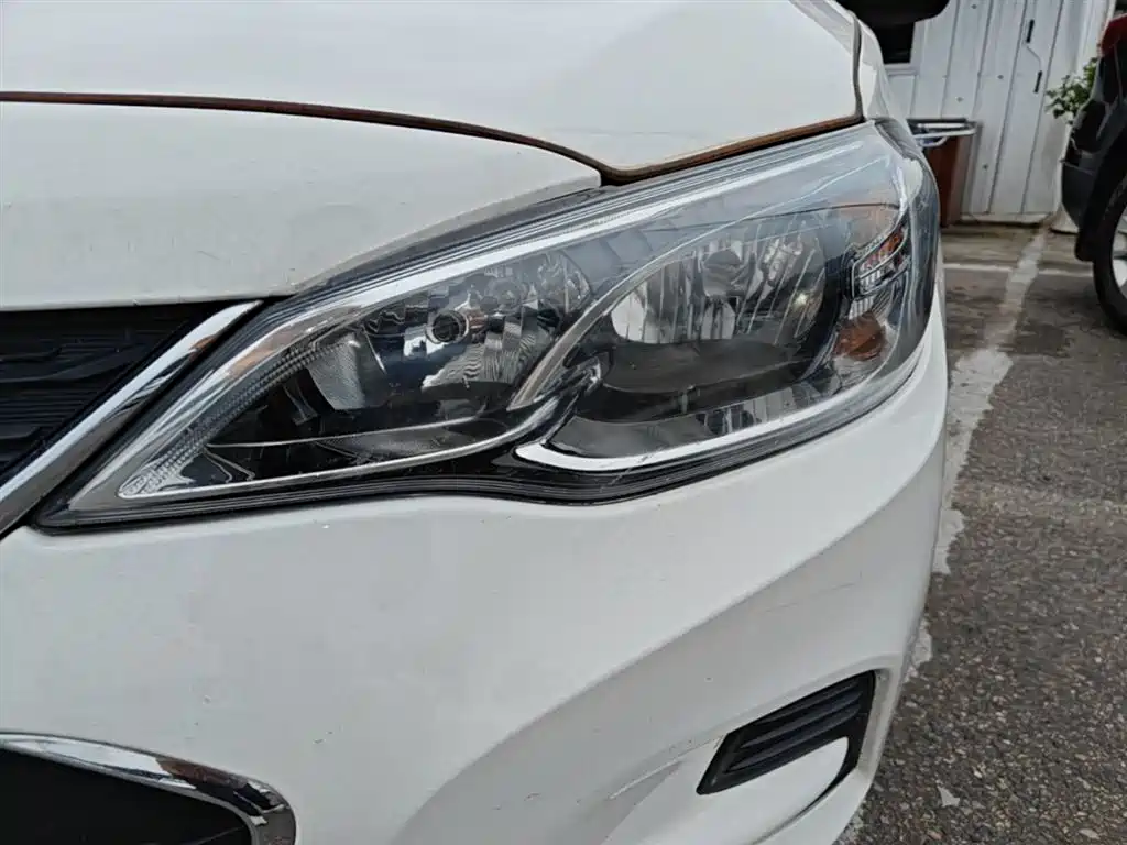 Chevrolet Cavalier 2016 1.5L Automatic Enjoyment Edition фото 24
