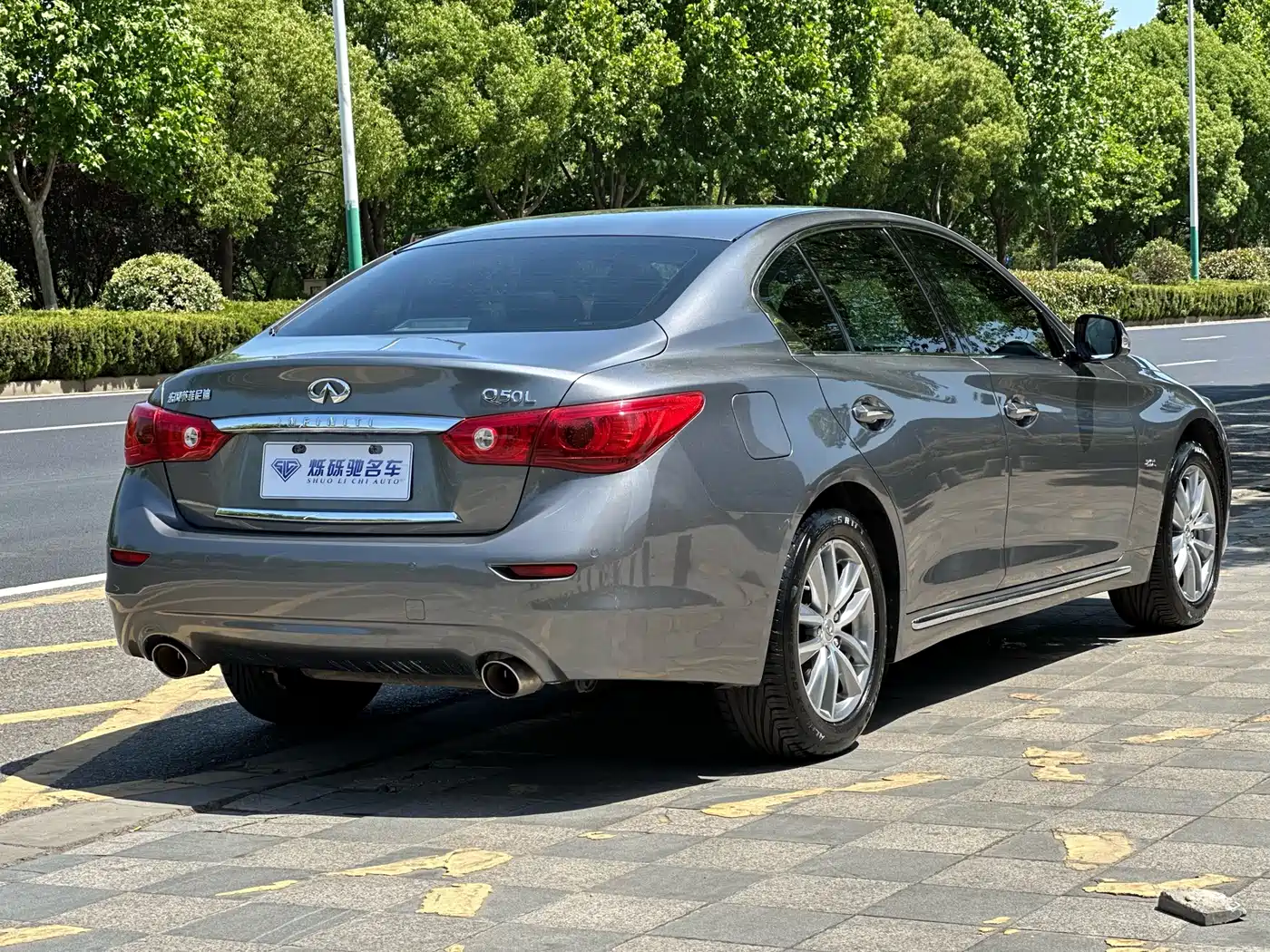 Infiniti Q50L 2016 Model 2.0T Joy Edition фото 4