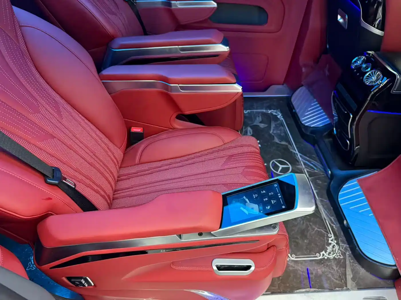 Mercedes-Benz Vito 2018 2.0T Business China V фото 13