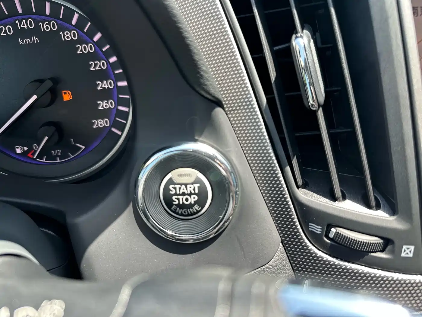 Infiniti Q50L 2016 Model 2.0T Joy Edition фото 15