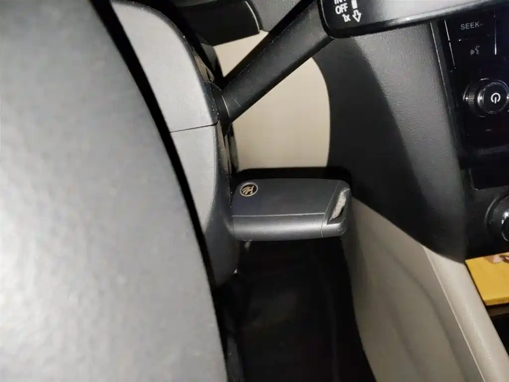 Škoda Octavia 2015 1.6L Automatic逸俊版 фото 12