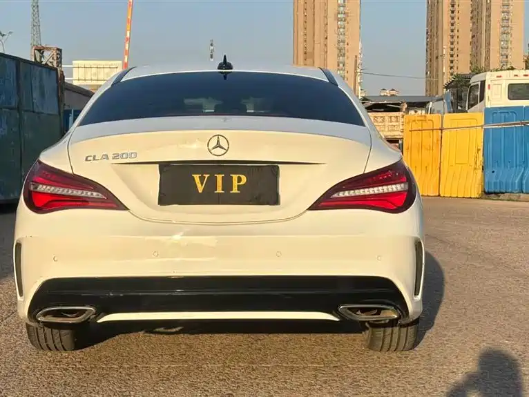 Mercedes-Benz CLA (Import) 2015 CLA 200 фото 8