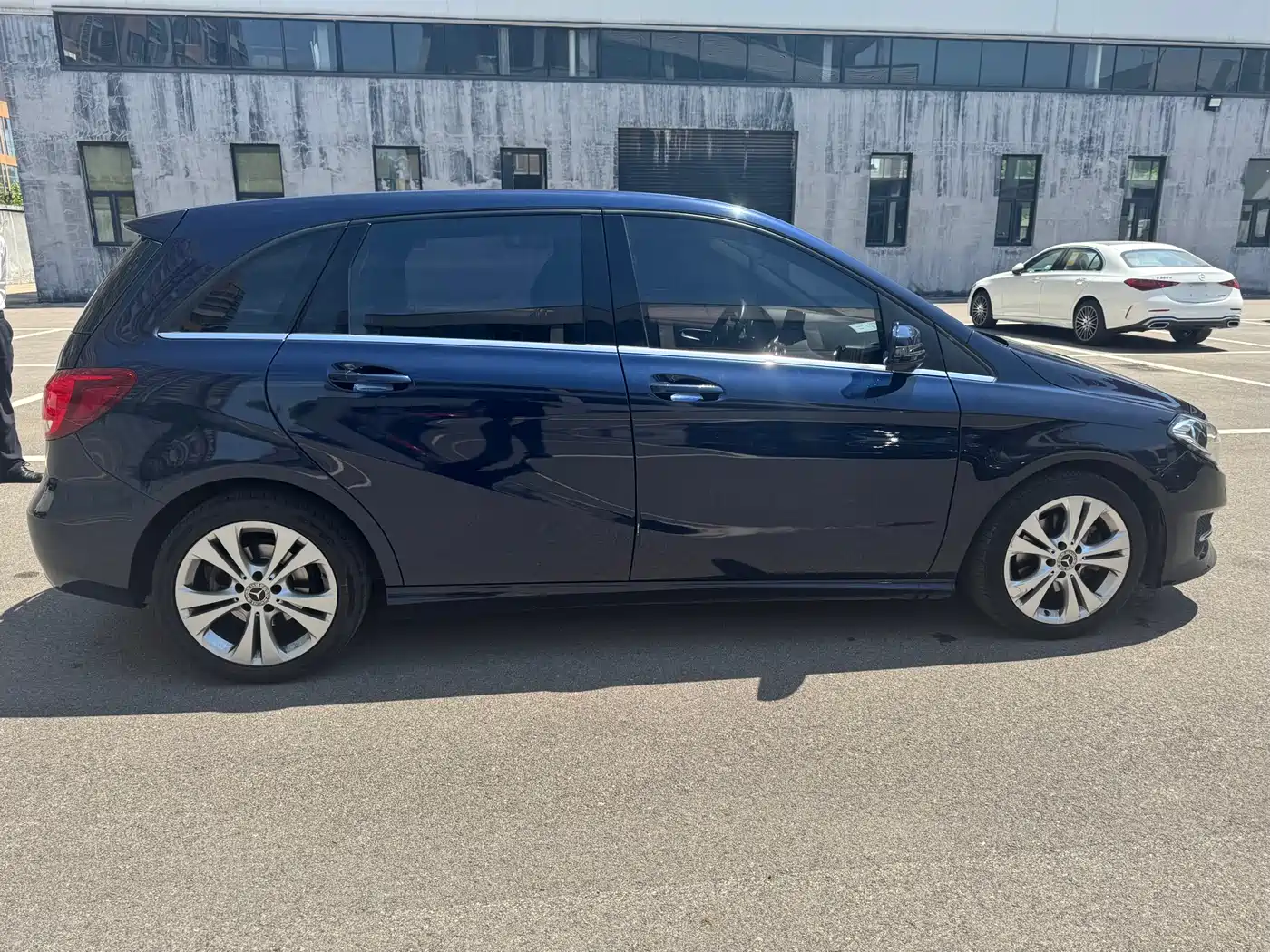 Mercedes-Benz B-Class 2017 B 200 Dynamic фото 6