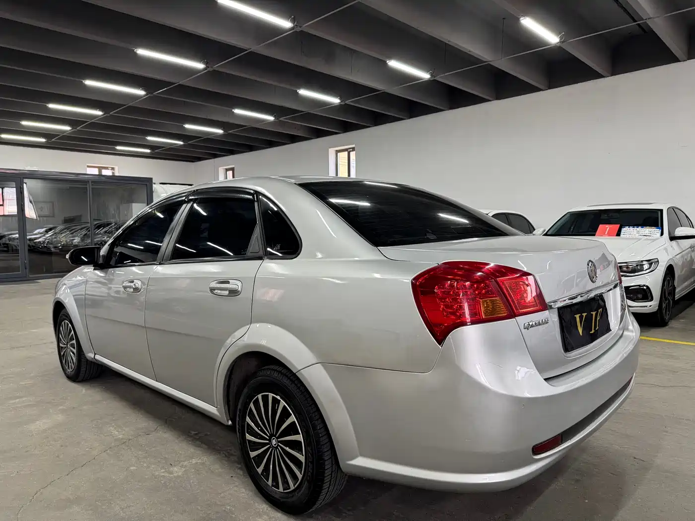 Buick Excelle 2011 1.6LX-AT фото 5