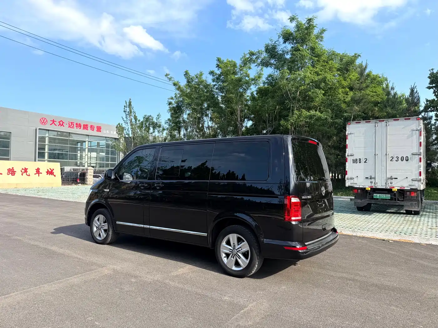 Volkswagen Multivan 2017 2017 2.0TSI AWD Premium Edition 7-Seater