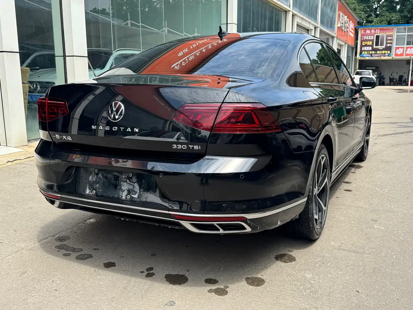 Volkswagen Magotan 2023 2 Million Units Anniversary Edition 330TSI DSG Leading Type фото 3