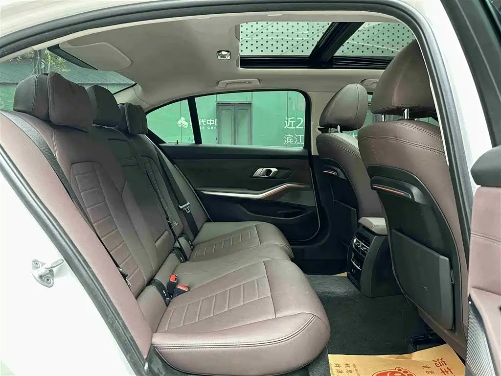 BMW 3 Series 2020 325Li M Sport Package фото 17