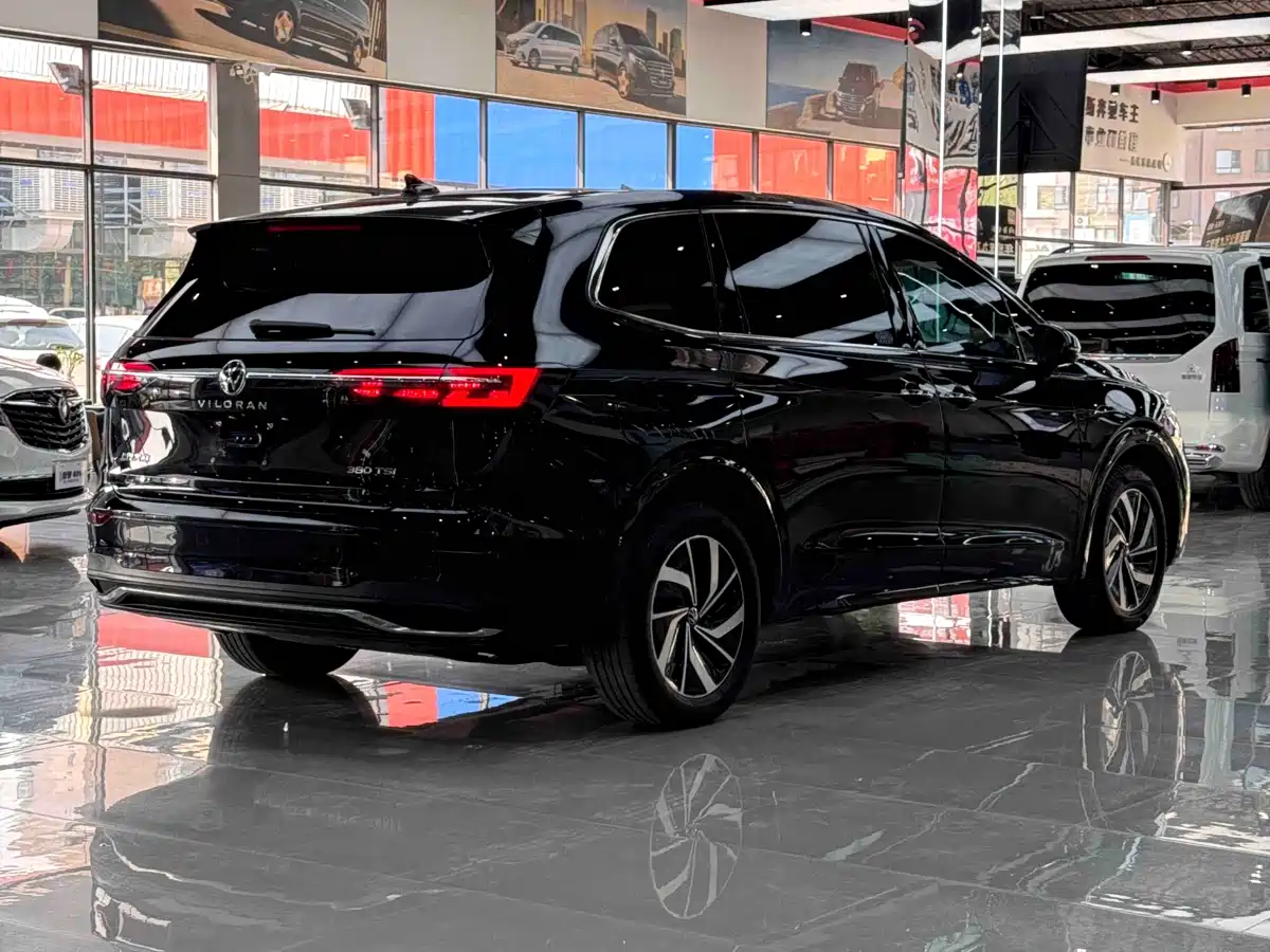 Volkswagen Viloran 2023 380TSI Premium Edition фото 9