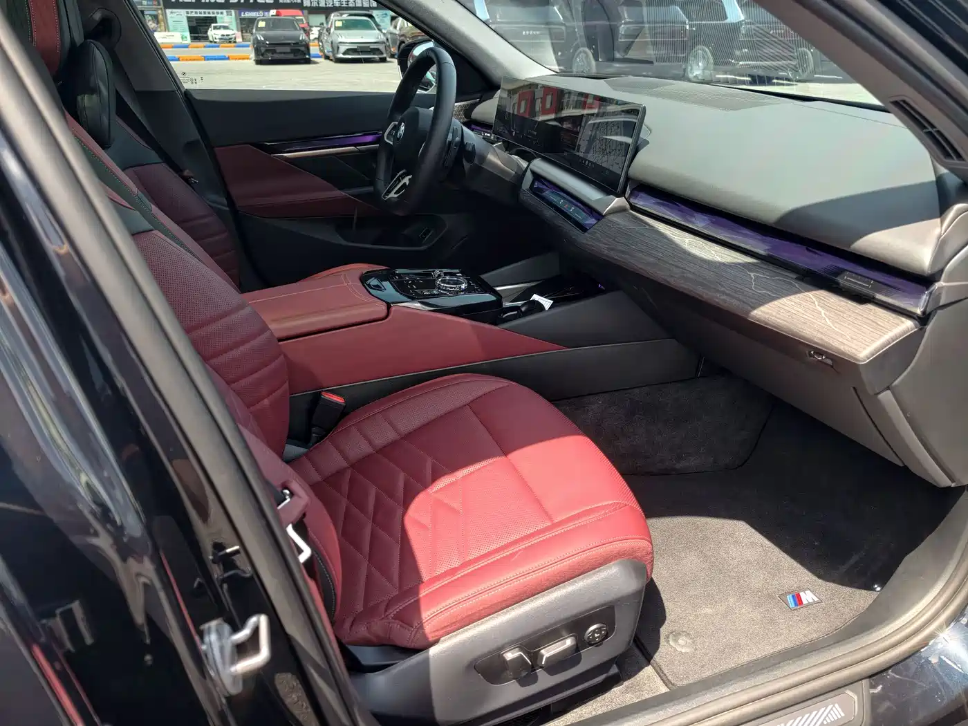 BMW 5 Series 2024 530Li Premium M Sport Package фото 12