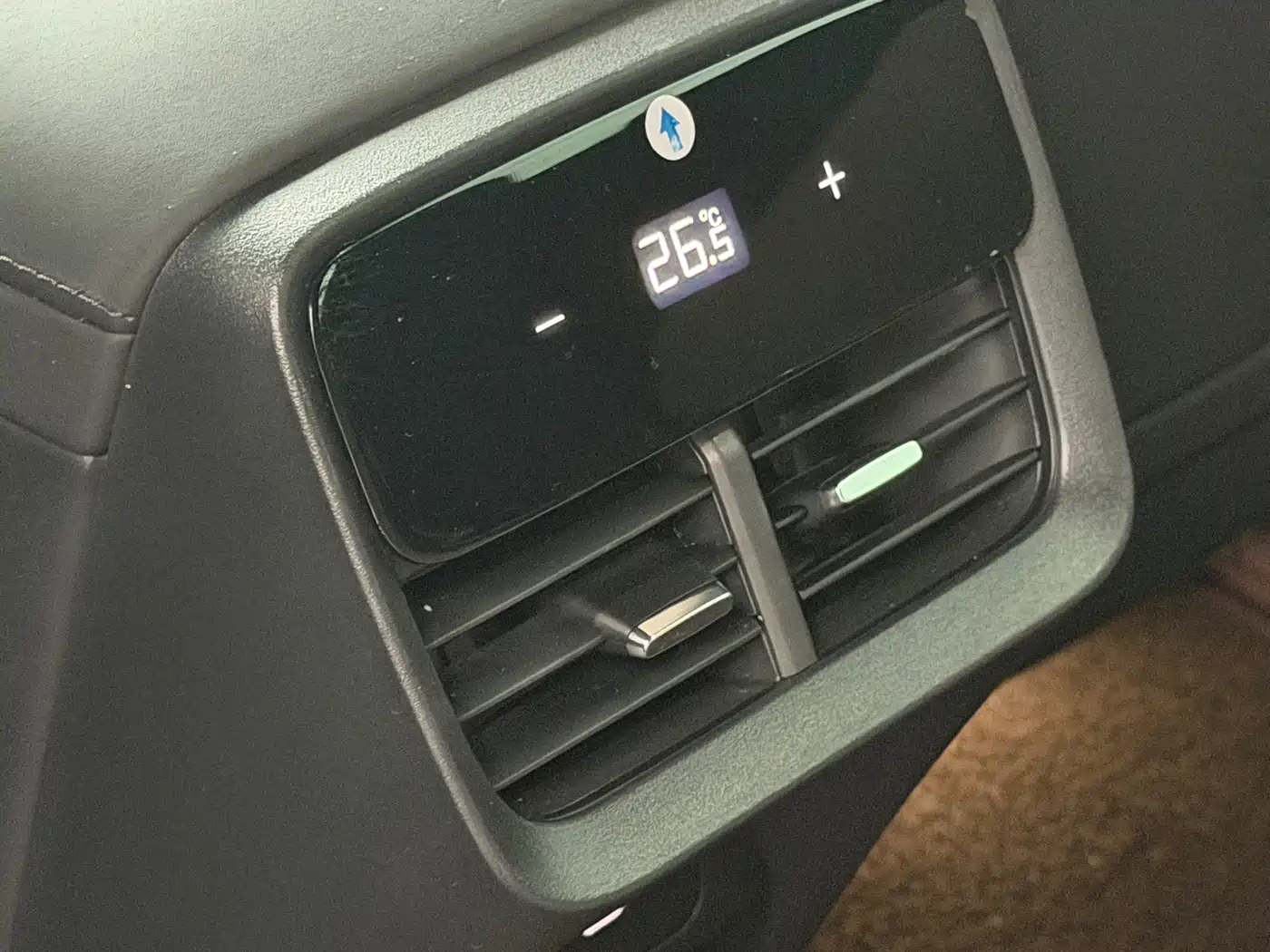 Volvo XC70 Plug-in Hybrid 2026 4WD Ultra Long Range Plus фото 11