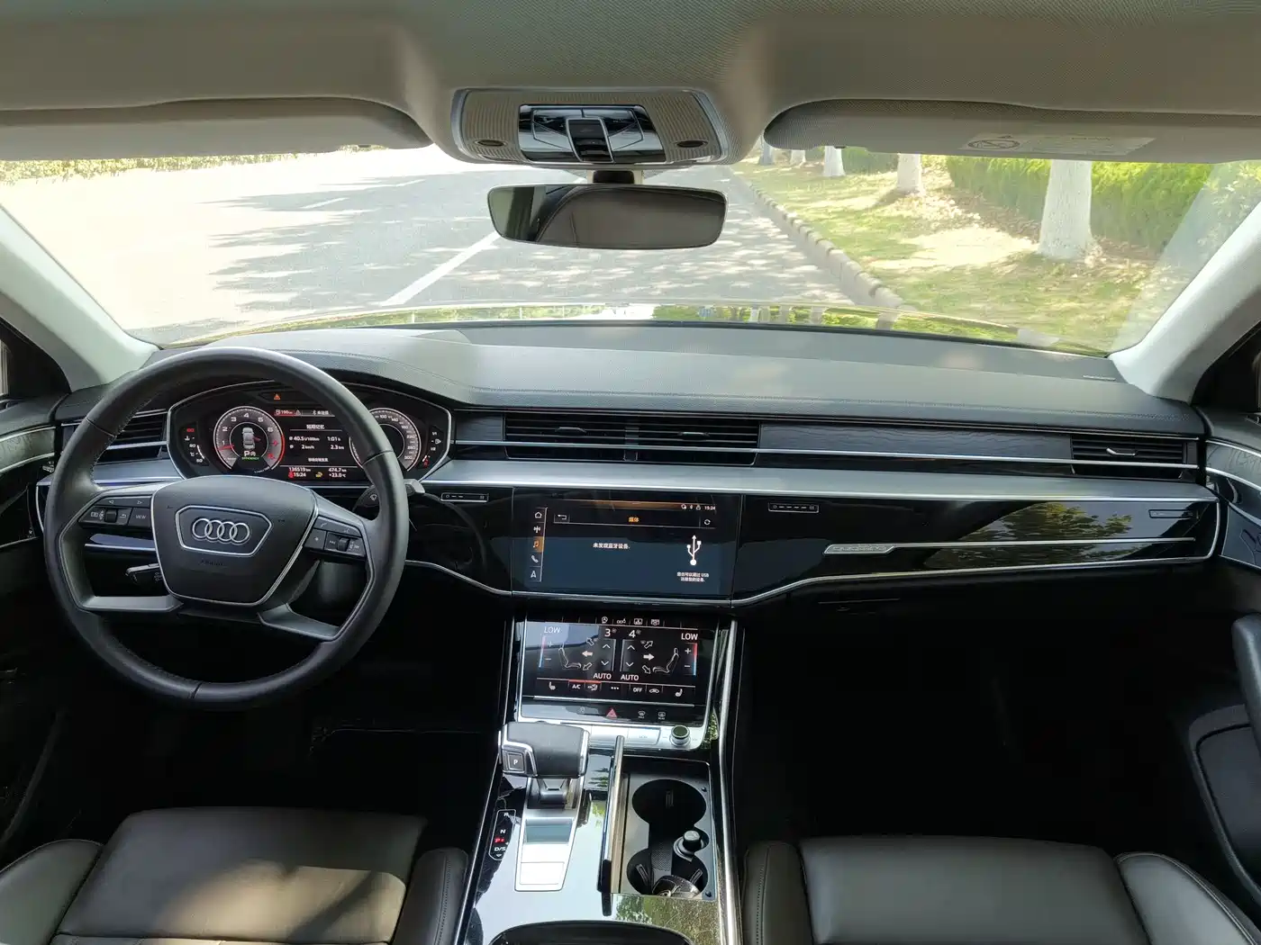 Audi A8 2019 Plus A8L 50 TFSI quattro Comfort фото 7