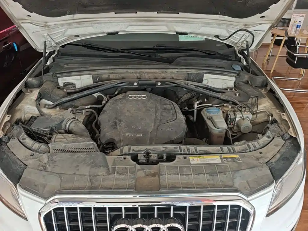 Audi Q5 2018 2017 Plus 40 TFSI Technology