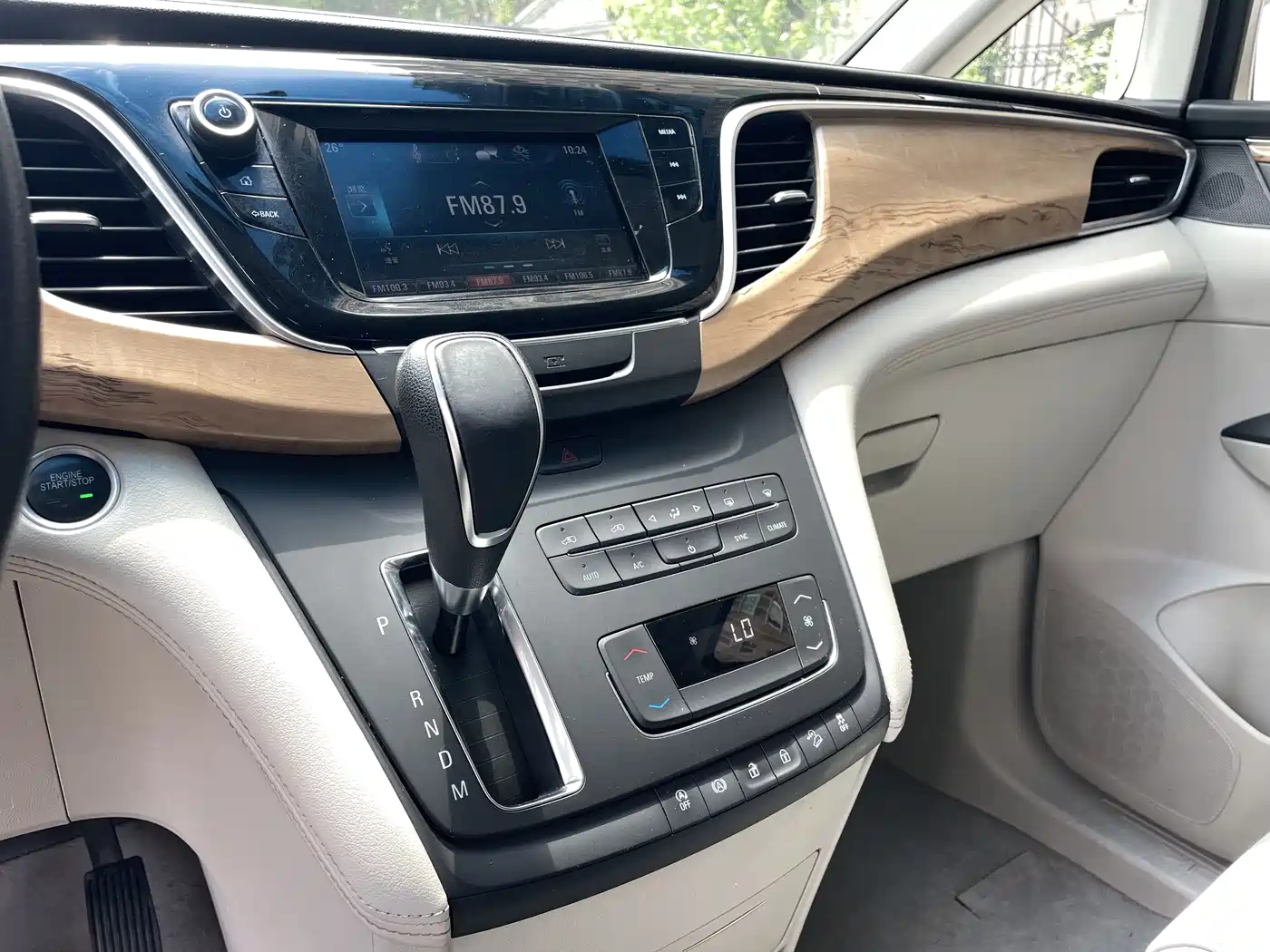 Buick GL8 2017 ES 28T Comfort Type China V фото 16