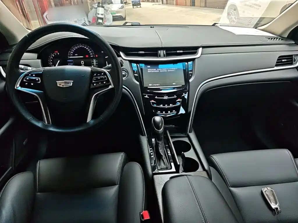 Cadillac XTS 2018 28T Technology фото 10