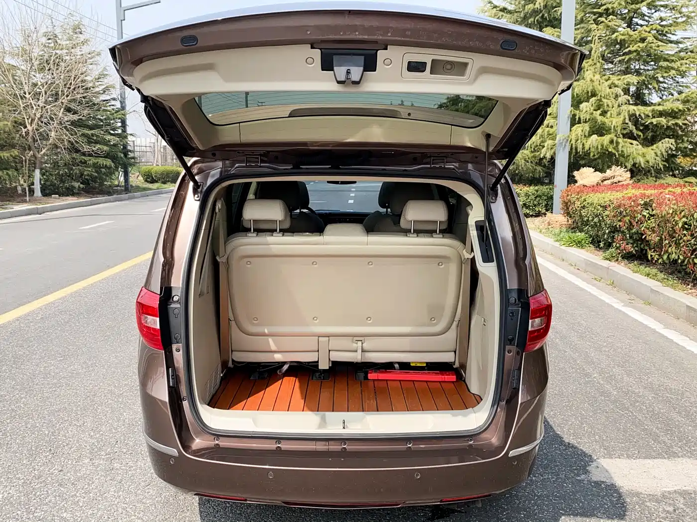 Buick GL8 2018 28T Premium Model China VI фото 23