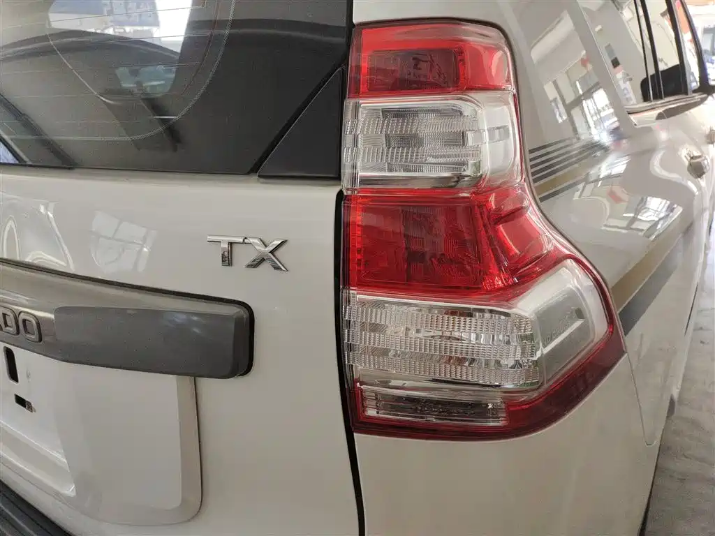 Toyota Prado 2016 2.7L Auto Standard Edition фото 8