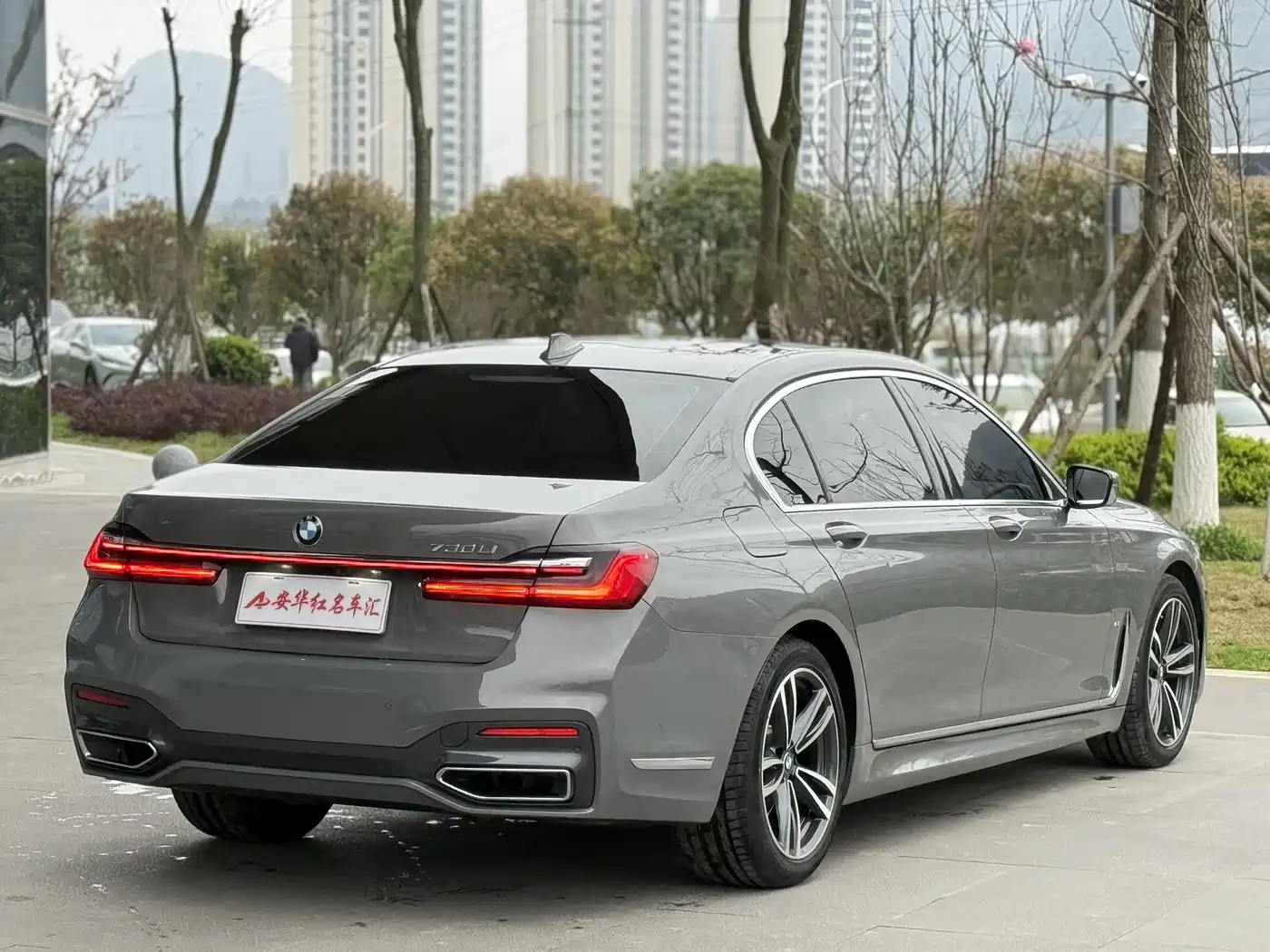 BMW 7 Series 2021 Model 730Li M Sport Package фото 5