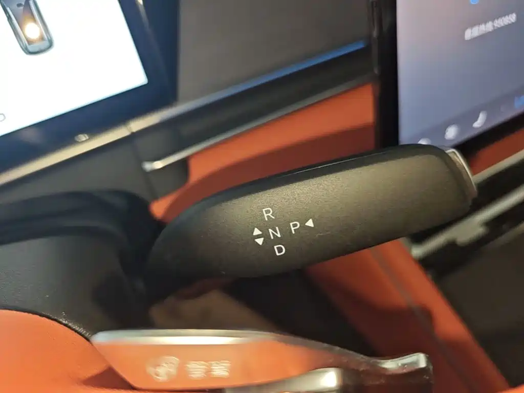BYD Tang L 2025 2025 DM 175KM Drone Player Edition