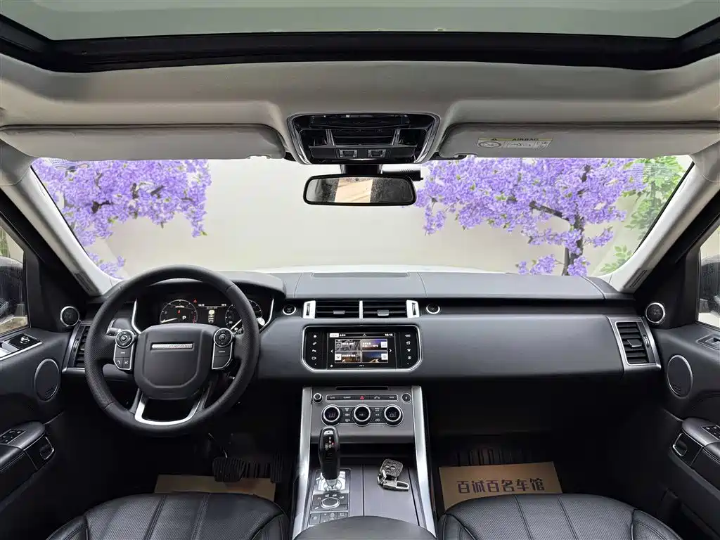 Land Rover Range Rover Sport 2016 Model 2.0 GTDi HSE фото 16