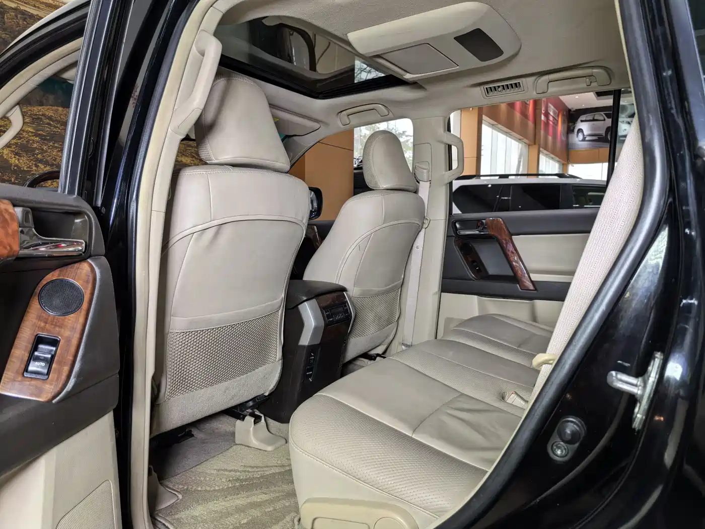 Toyota Prado 2010 4.0L Automatic VX NAVI фото 13