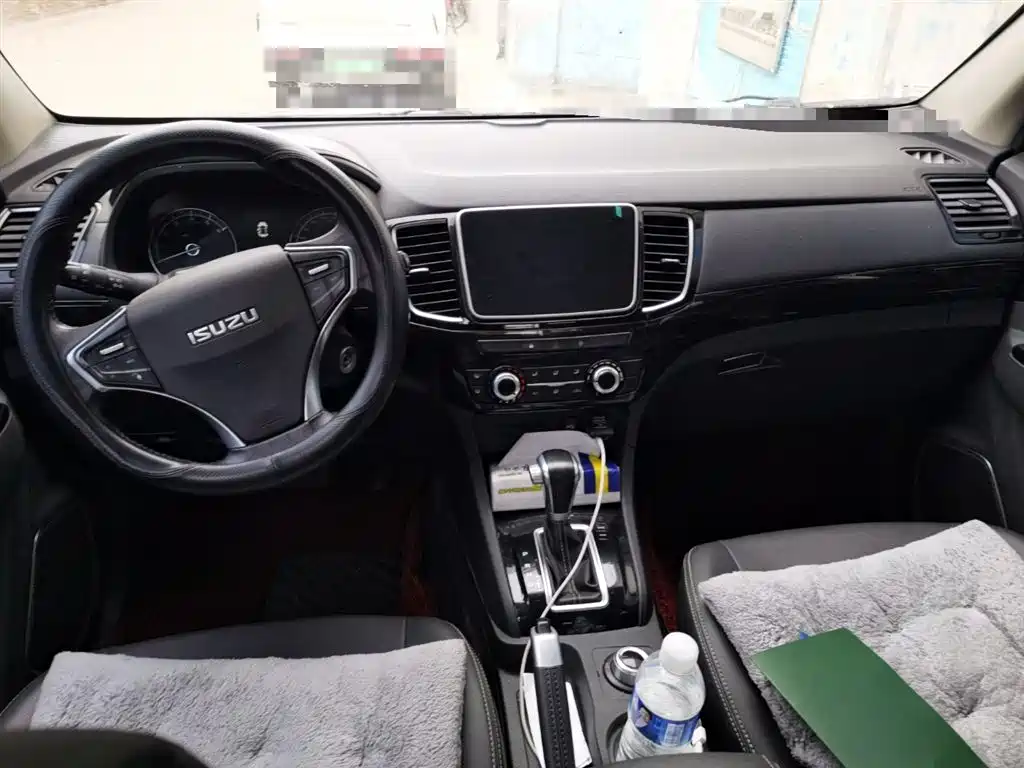 Isuzu Lingtuo 2022 2020 2.5T 4WD Automatic Flagship Edition China VI JE4D25Q6A