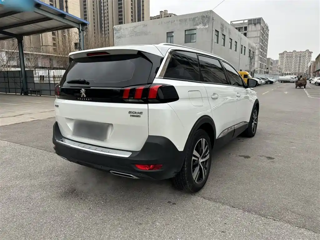 Peugeot 5008 2019 380THP 7-seat Elite Edition фото 25