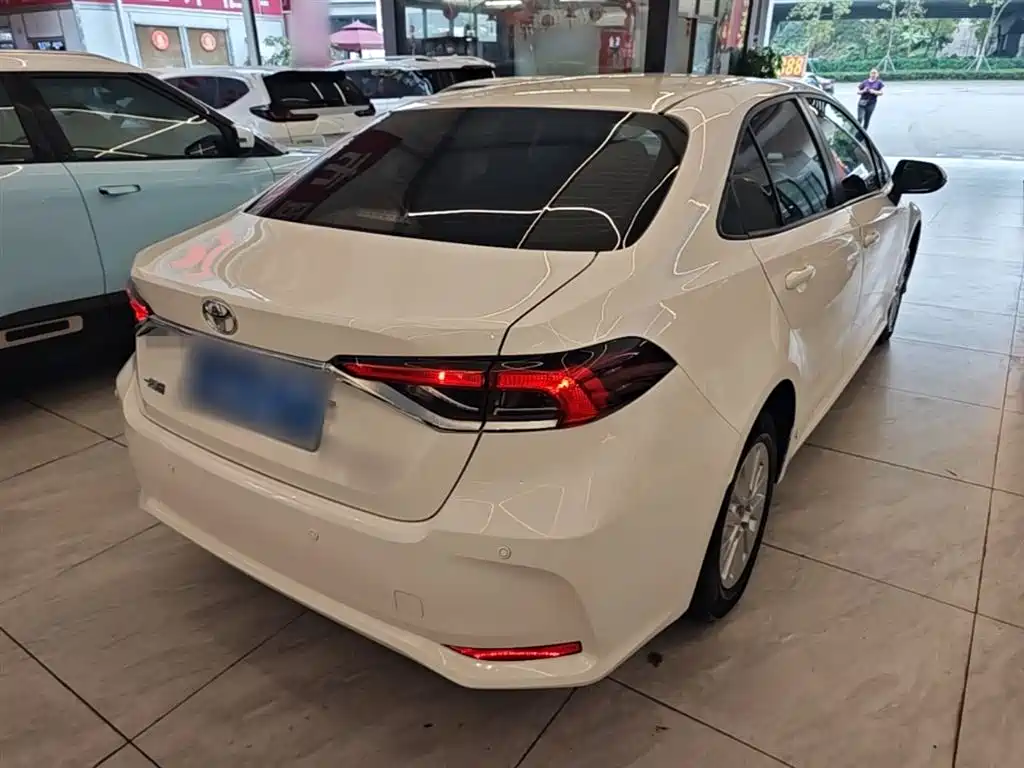 Toyota Corolla 2021 1.2T S-CVT Pioneer PLUS Edition фото 7