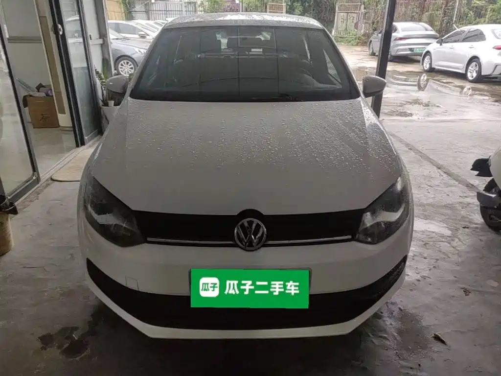 Volkswagen Polo 2016 1.4L Manual Trend фото 3