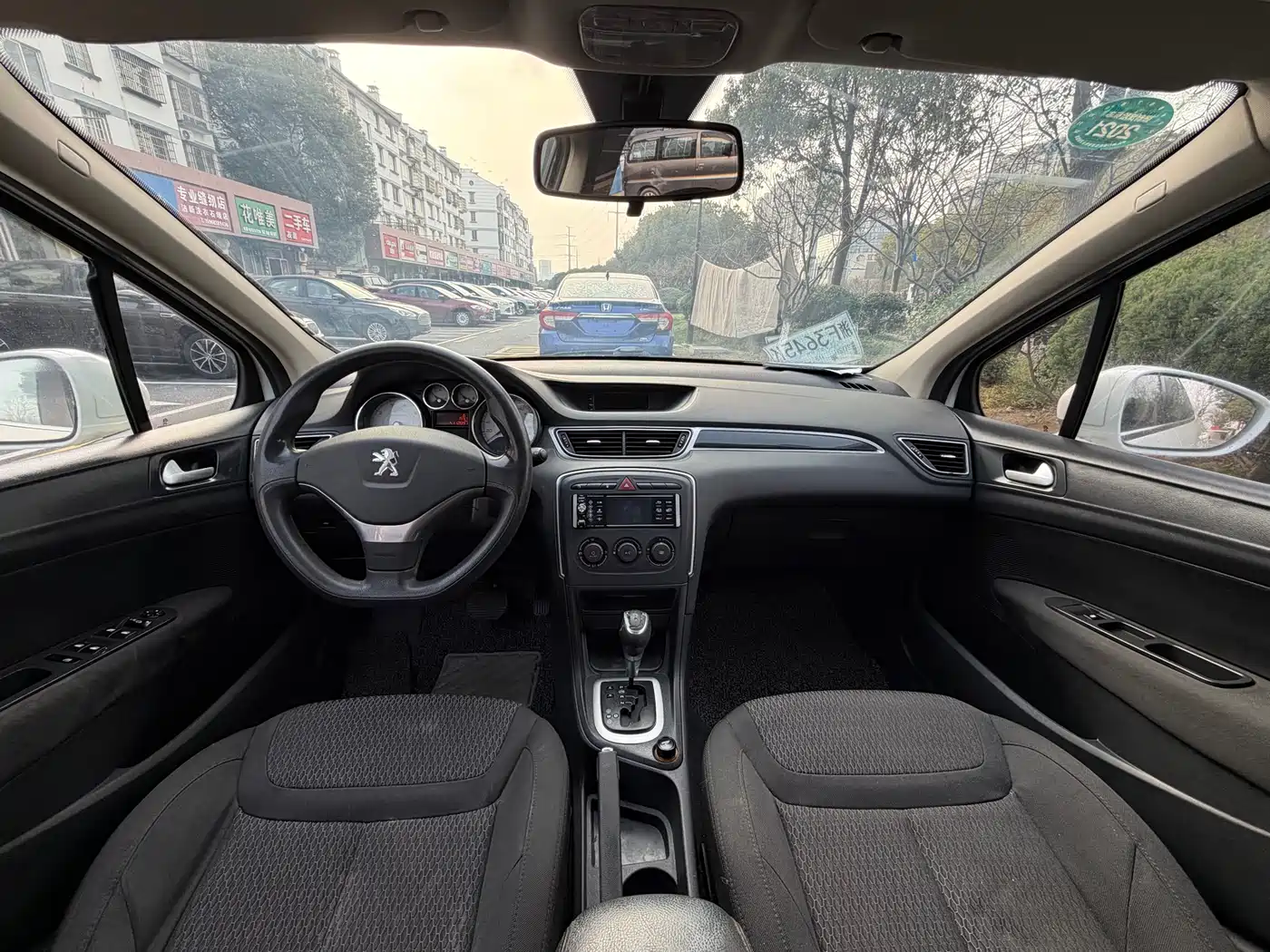 Peugeot 308 2014 2014 Model Joy Edition Classic 1.6L Automatic Trend Style