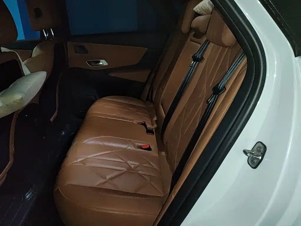 DS 7 2019 2018 45THP Rivoli Pioneer Edition