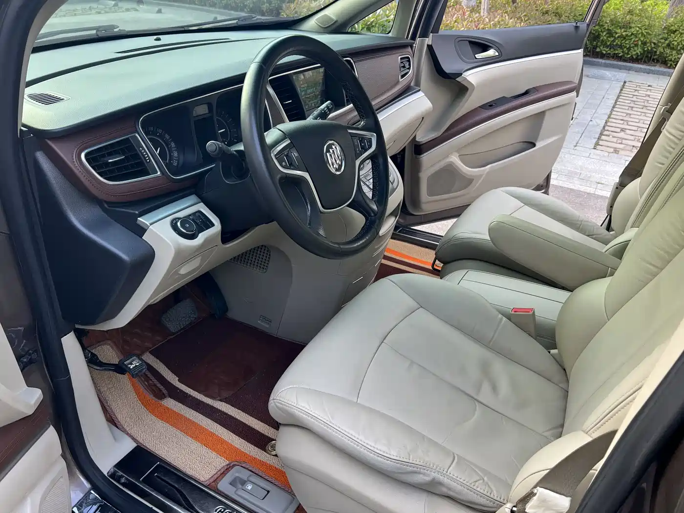 Buick GL8 2017 25S Luxury China V фото 10