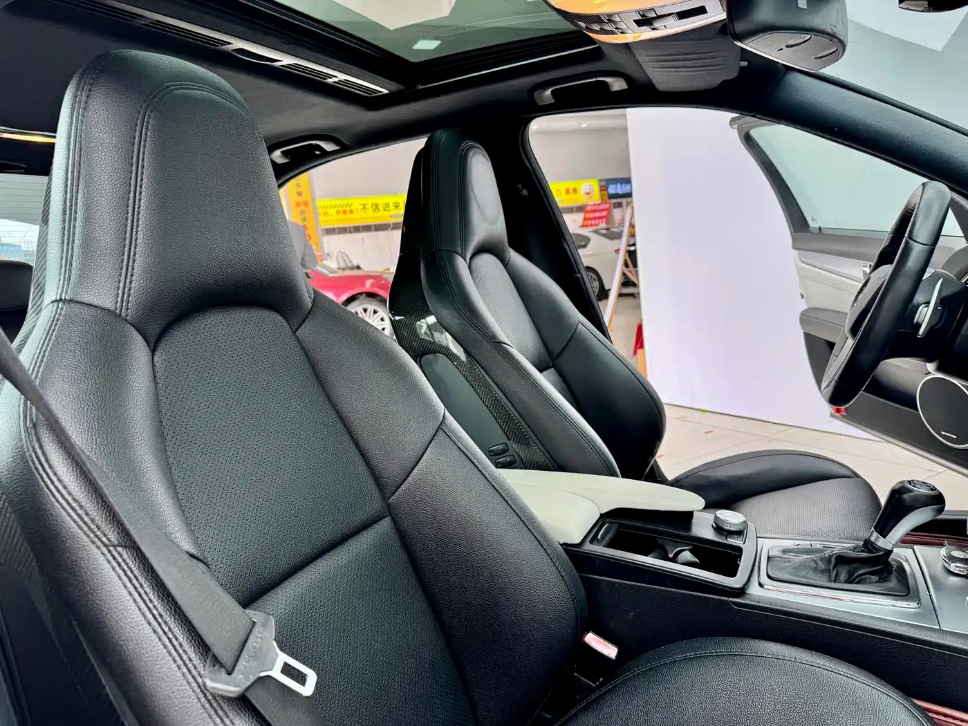 Mercedes-Benz C-Class AMG 2010 AMG C 63 Sport Enhanced Edition фото 16